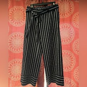 BANANA REPUBLIC - pants